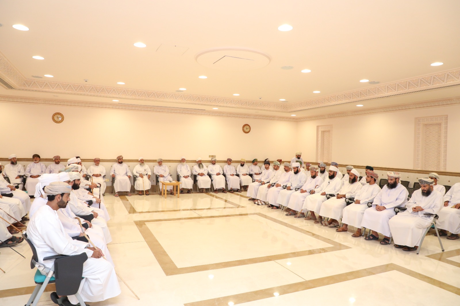 تكريم المشاركين في البرامج المسجدية بمركز السُّلطان قابوس العالي للثقافة والعلوم